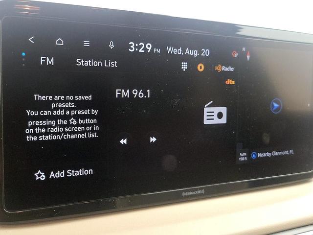 Photo of 2023 Black Hyundai SANTA FE