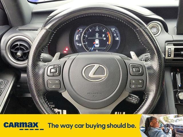 Photo of 2022 White Lexus IS 350