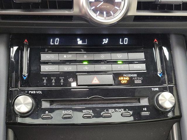 Photo of 2022 White Lexus IS 350