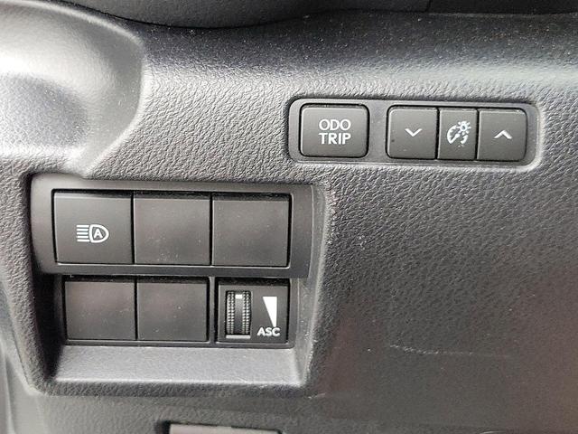Photo of 2022 White Lexus IS 350