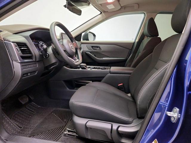 Photo of 2023 Blue Nissan Rogue