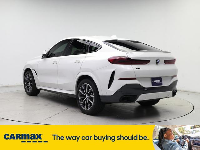 Photo of 2022 White BMW X6