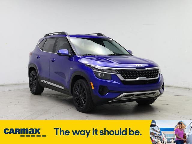 Photo of 2022 Blue Kia Seltos