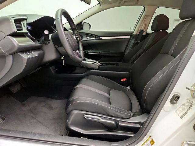 Photo of 2020 White Honda Civic
