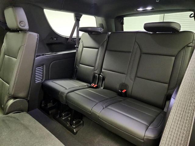 Photo of 2021 Red Chevrolet Suburban