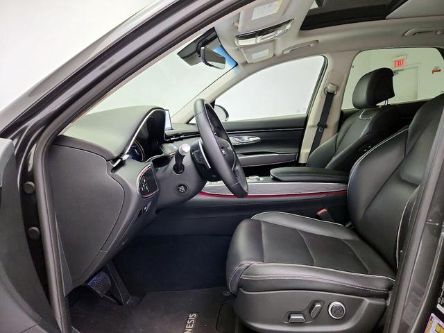 Photo of 2024 Gray Genesis GV70