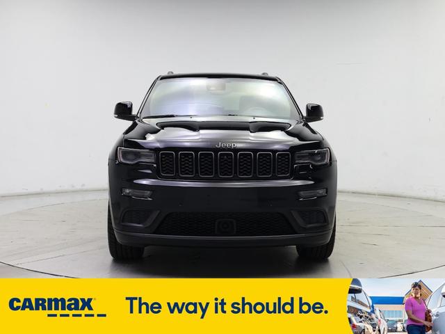 Photo of 2020 Black Jeep Grand Cherokee