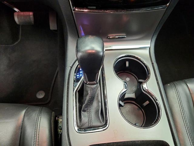 Photo of 2020 Black Jeep Grand Cherokee