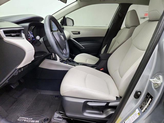 Photo of 2022 Gray Toyota Corolla Cross