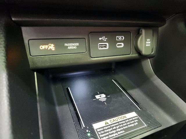 Photo of 2023 Black Acura Integra