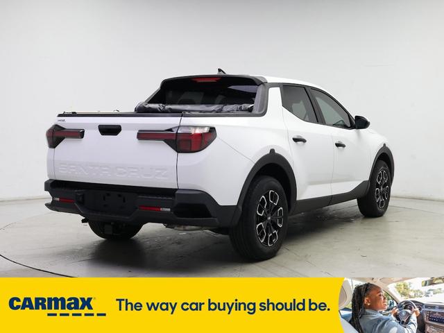Photo of 2022 White Hyundai SANTA CRUZ