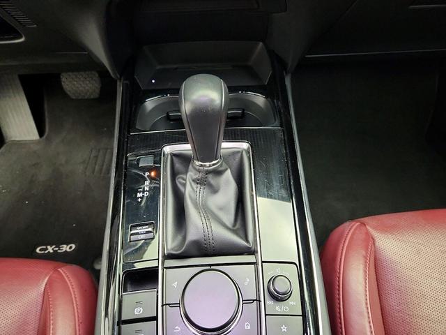 Photo of 2024 Gray Mazda CX-30