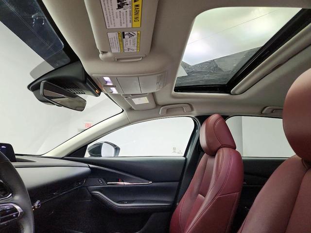 Photo of 2024 Gray Mazda CX-30