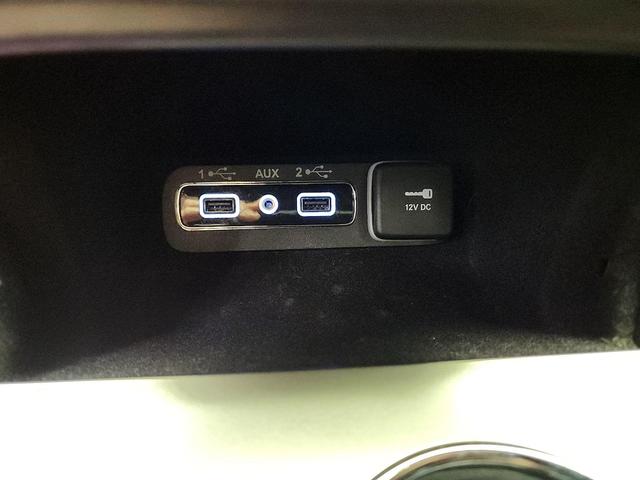 Photo of 2019 Gray Jeep Grand Cherokee