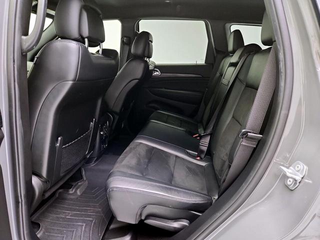 Photo of 2019 Gray Jeep Grand Cherokee