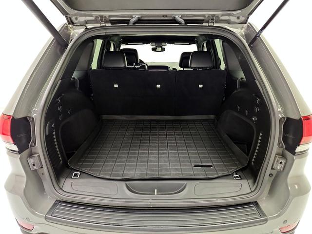 Photo of 2019 Gray Jeep Grand Cherokee