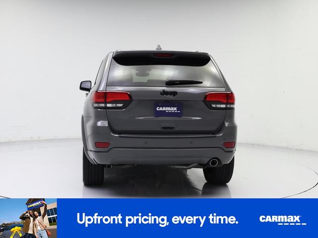 Photo of 2019 Gray Jeep Grand Cherokee