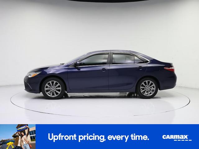Photo of 2015 Blue Toyota Camry