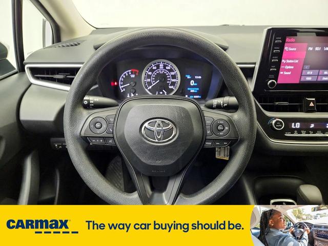 Photo of 2020 White Toyota Corolla