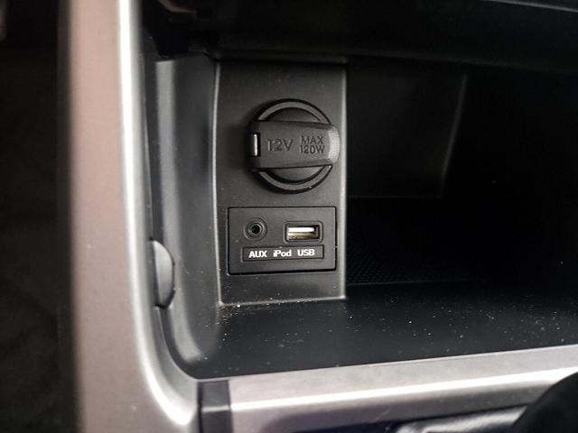 Photo of 2015 Silver Hyundai ELANTRA