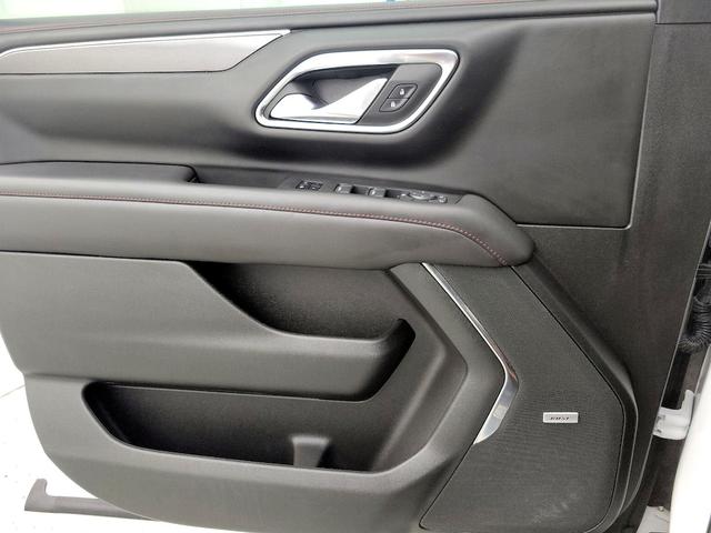 Photo of 2023 White Chevrolet Tahoe