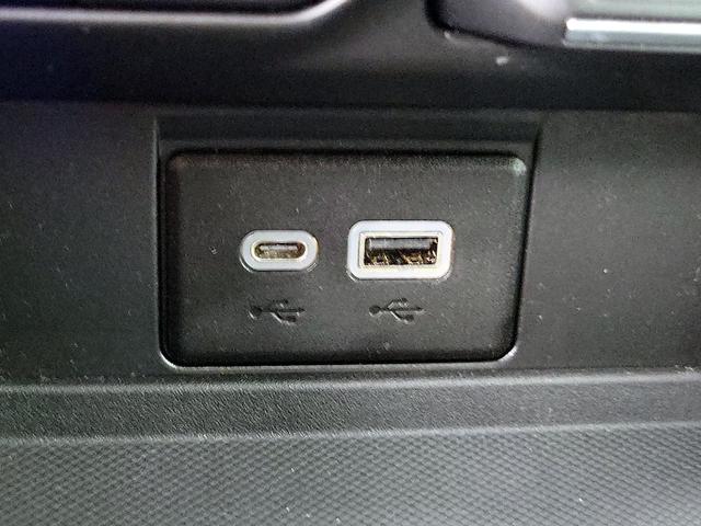 Photo of 2023 White Chevrolet Tahoe