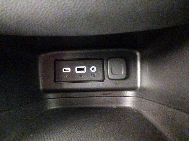 Photo of 2021 Silver Chevrolet Equinox