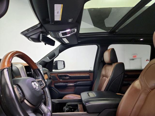 Photo of 2021 Black RAM 1500