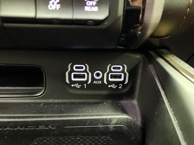 Photo of 2021 Black RAM 1500