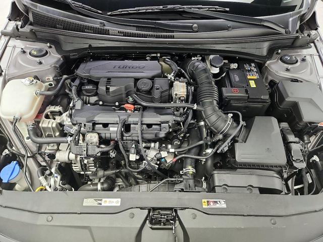Photo of 2023 Gray Hyundai ELANTRA