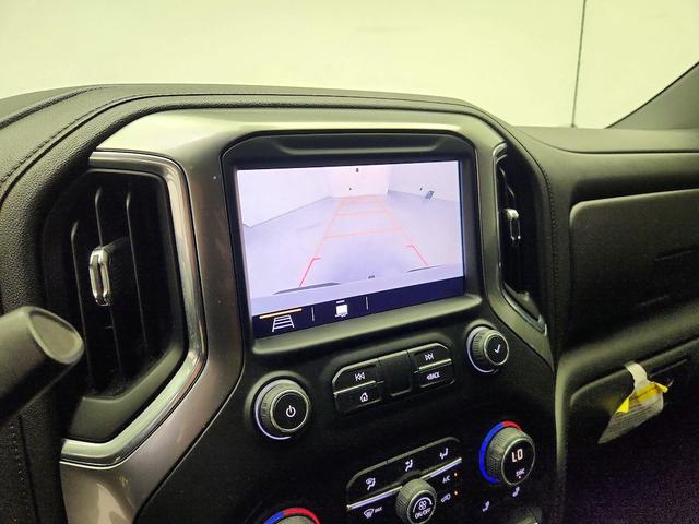Photo of 2019 White Chevrolet Silverado 1500