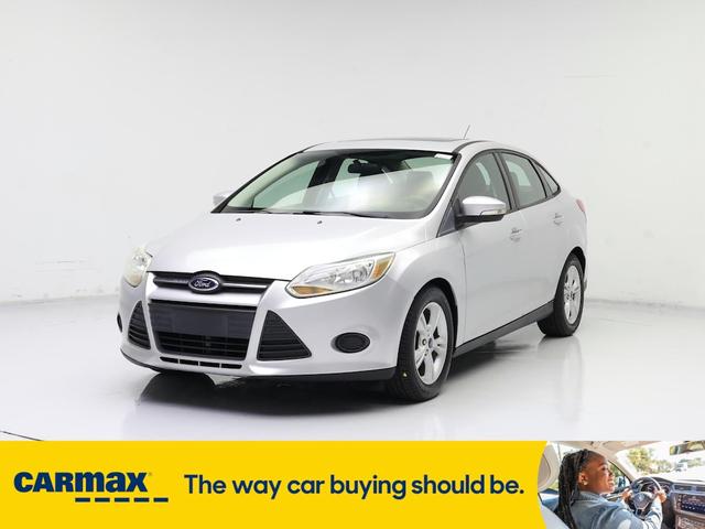 Photo of 2014 Silver Ford Focus