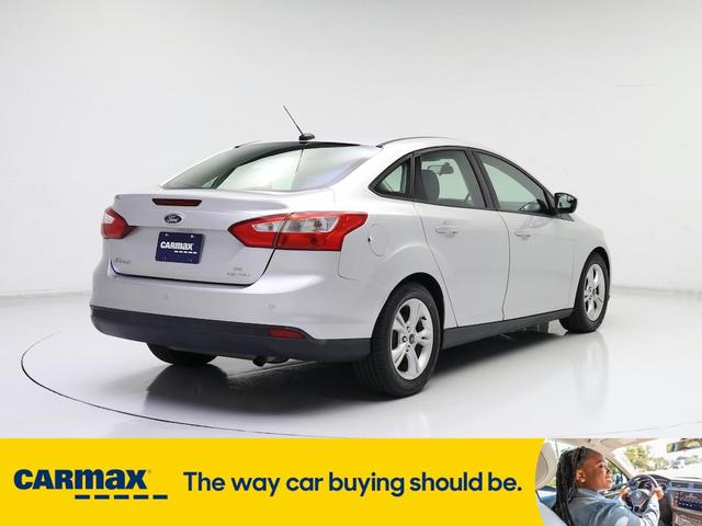 Photo of 2014 Silver Ford Focus