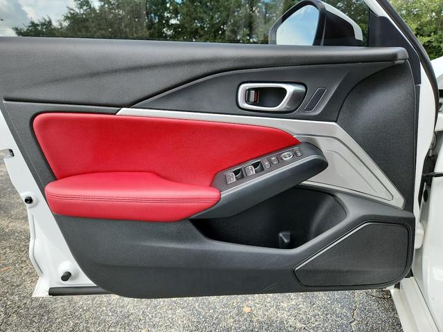 Photo of 2023 White Acura Integra