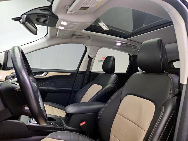 Photo of 2021 Blue Ford Escape