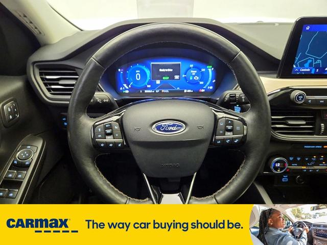 Photo of 2021 Blue Ford Escape