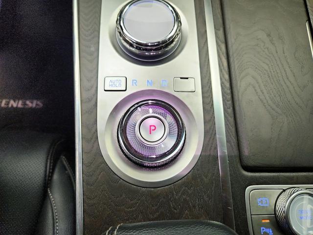 Photo of 2024 Blue Genesis GV80