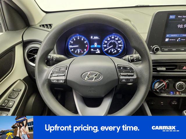 Photo of 2022 Silver Hyundai KONA
