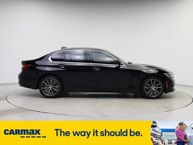 Photo of 2019 Black BMW 330