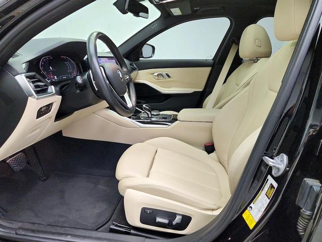 Photo of 2019 Black BMW 330
