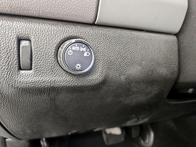 Photo of 2021 Black Chevrolet Colorado