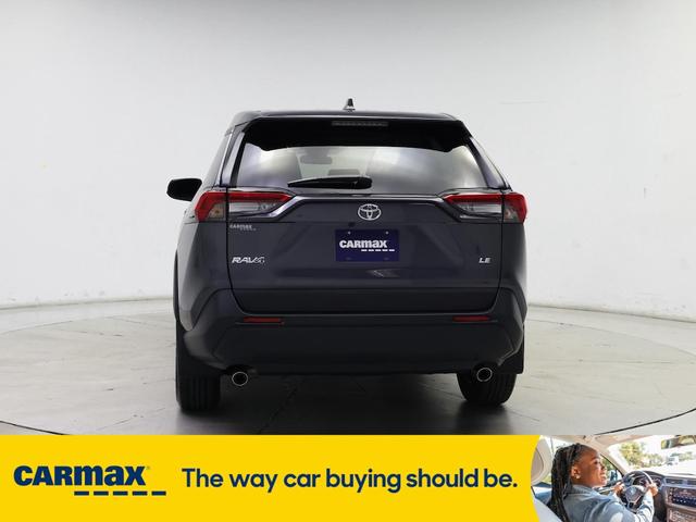 Photo of 2025 Gray Toyota RAV4