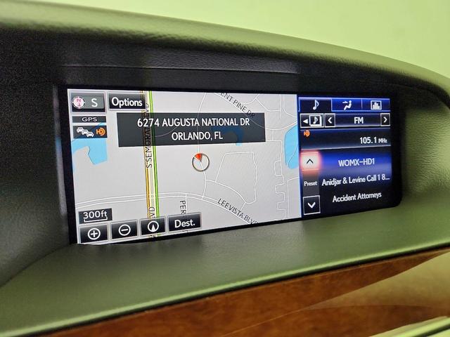 Photo of 2015 White Lexus LS 460