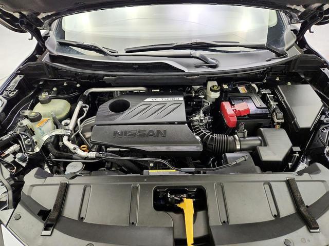 Photo of 2022 Black Nissan Rogue