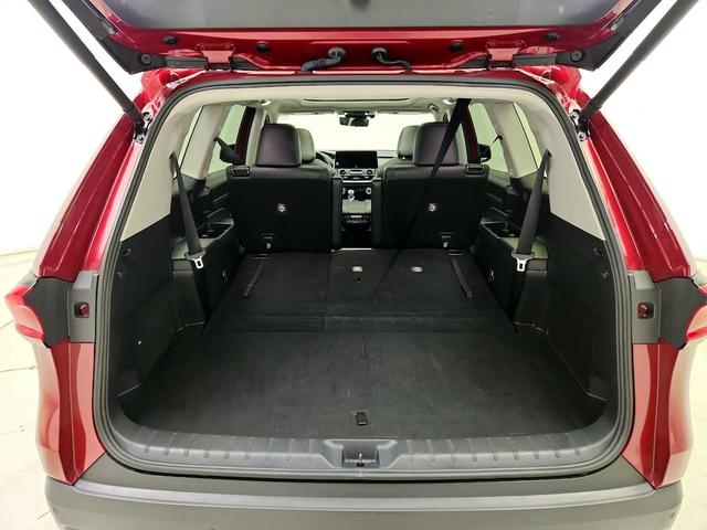 Photo of 2024 Red Toyota Grand Highlander