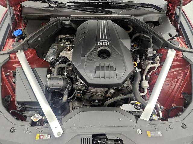 Photo of 2022 Red Genesis G70