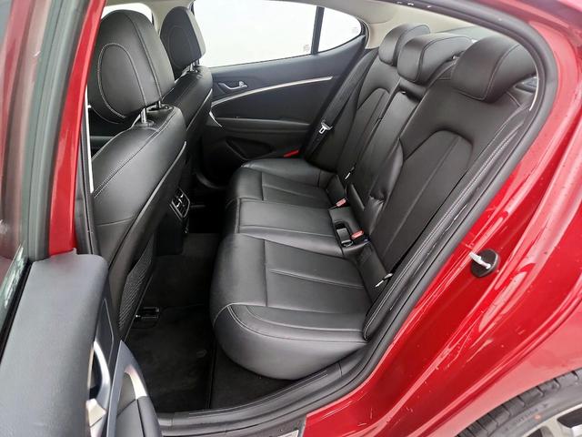 Photo of 2022 Red Genesis G70