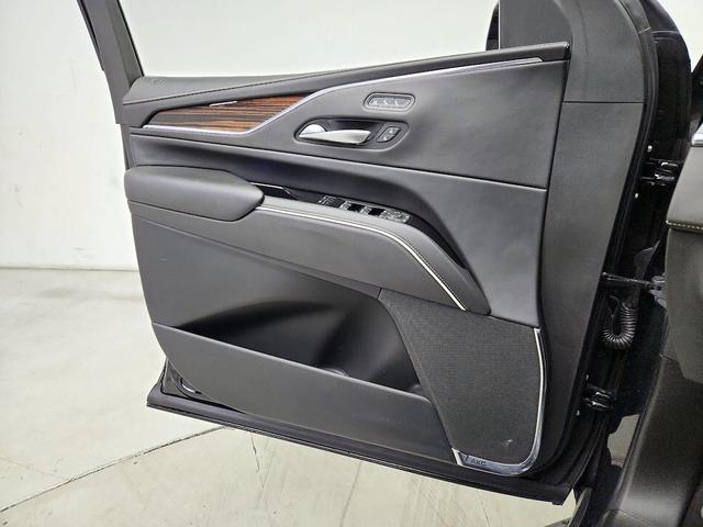Photo of 2021 Black Cadillac Escalade