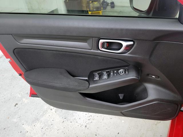 Photo of 2022 Red Honda Civic