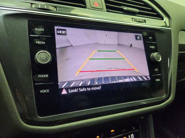 Photo of 2022 White Volkswagen Tiguan